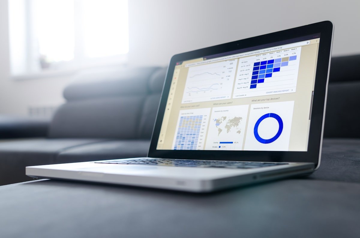 Modern SEO and digital marketing analytics dashboard tracking organic search performance
