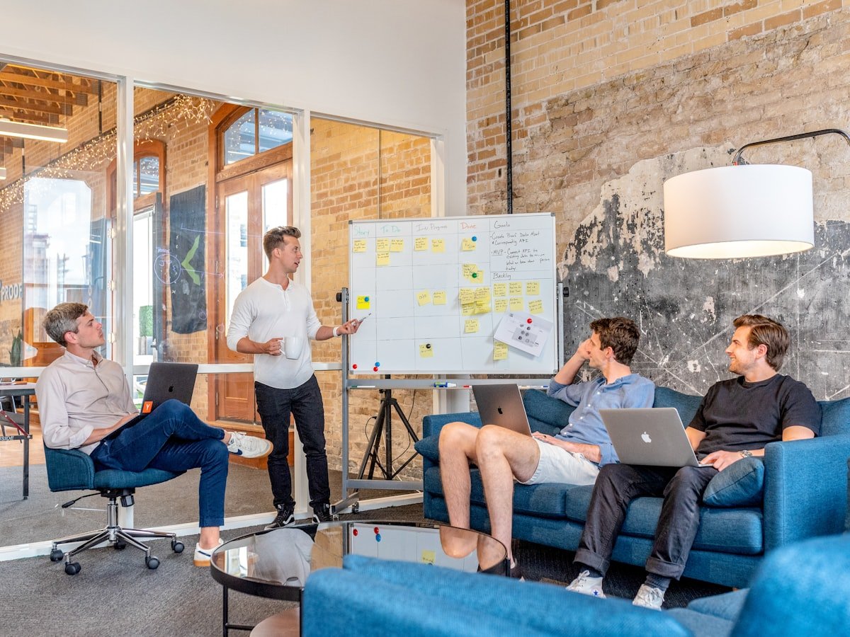 Marketing strategy planning session balancing SEO and paid search budgets for maximum ROI